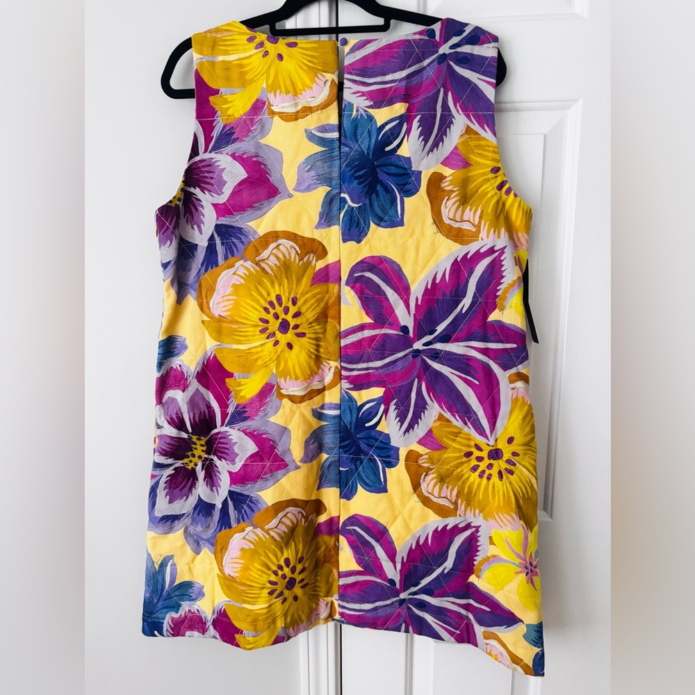 Farm Rio Floral Sleeveless Quilted Shift Mini Dress - Picture 10 of 13